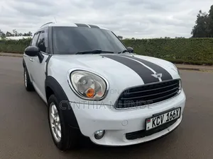 Mini Cooper 2012 White