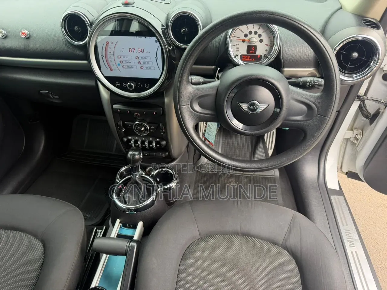 Mini Cooper 2012 White