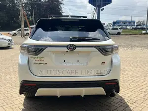 Toyota Harrier 2019 White