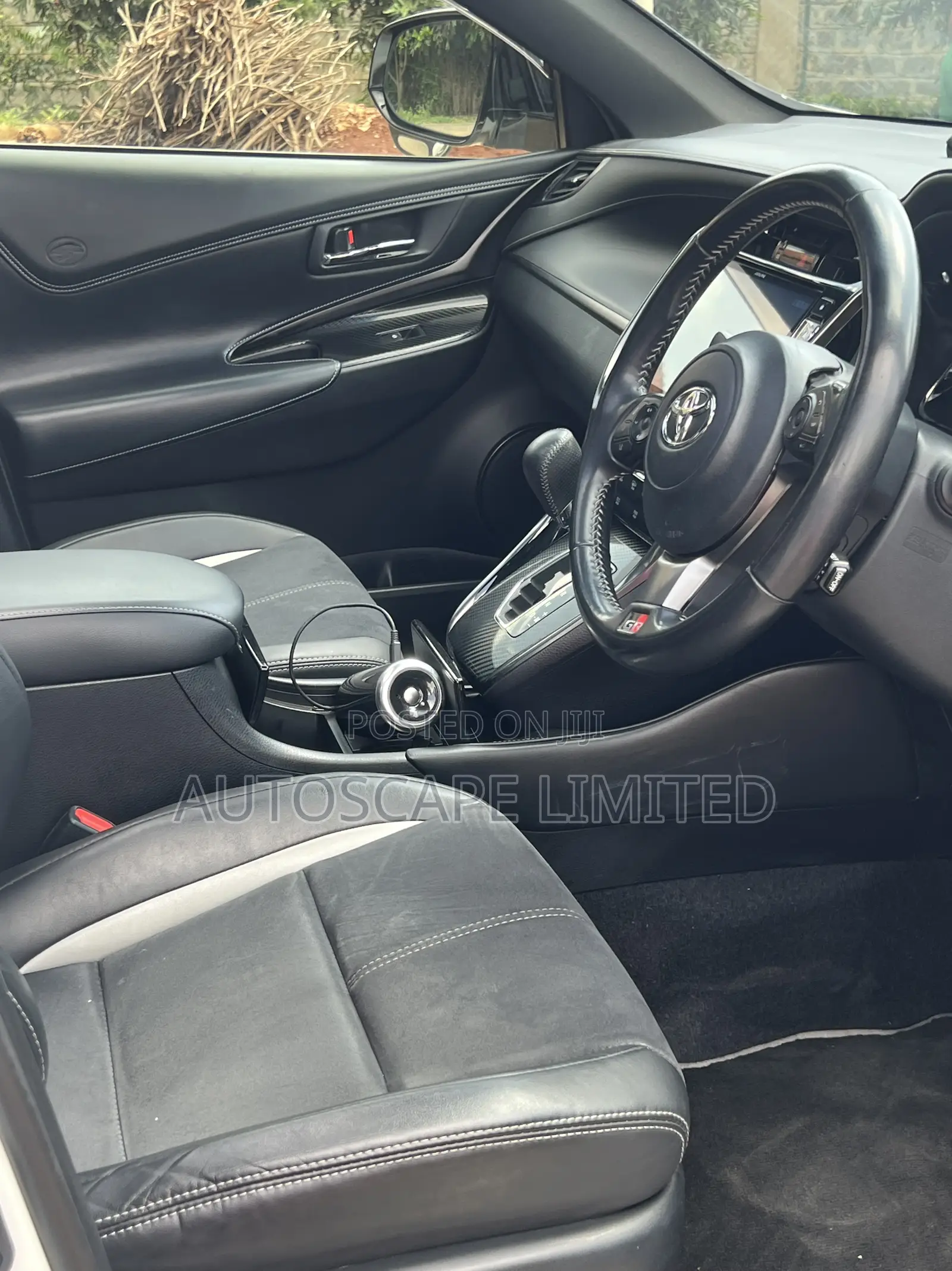 Toyota Harrier 2019 White