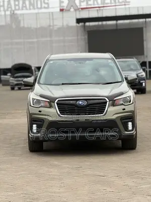 Subaru Forester Premium AWD 2019 Green