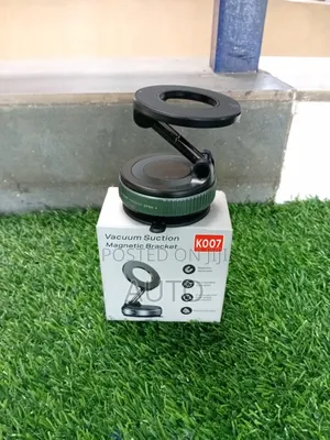 Car Vacuum Suction Phone Holder | 360° Dashboard Windshield Mount