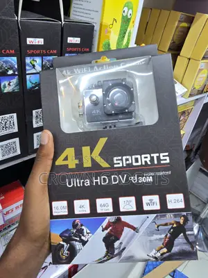 Adventure Camera With Waterproof Housing and Wifi