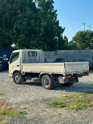 Toyota Dyna 2019 White