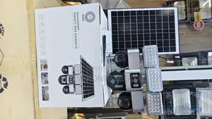 *4g Triple Lens Solar PTZ Camera With Light*