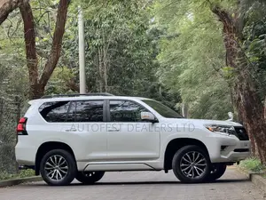 Toyota Land Cruiser Prado 2.7 2021 White