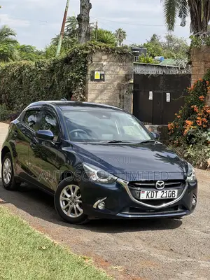 Mazda Demio 2018 Blue