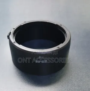 Es- 68 Lens Hood