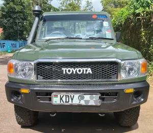 Toyota Land Cruiser 2022 Green