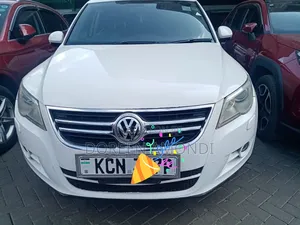 Volkswagen Tiguan 2010 White