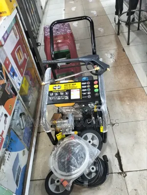 Hisaki Gasoline Pressure Carwash/ High Pressure Washer 3800psi