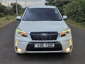 Subaru Forester 2018 White