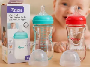 Moneasy Wide Neck Glass Feeding Bottle – Natural Anti-Colic!