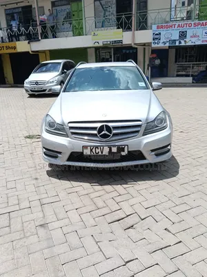 Mercedes-Benz C200 2012 Silver
