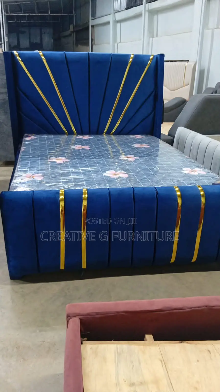 Stylish 5x6 Chester Bed – Deep Blue