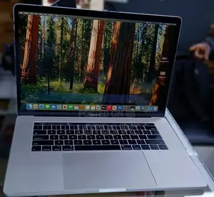 Laptop Apple MacBook Pro 2018 16GB Intel Core i7 SSD 512GB