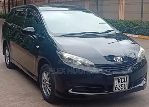 Toyota Wish 2012