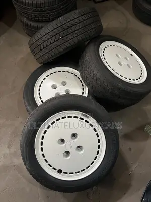 Toyota Starlet Original Size 14 Rims Tyres for Sale