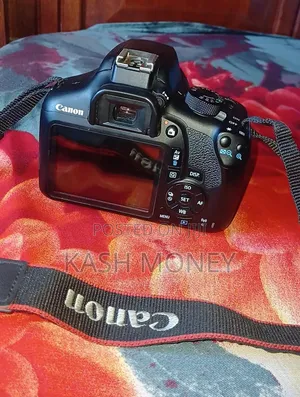 Canon D1300
