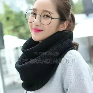 Warm Knitted Woolen Scarf (Kdm