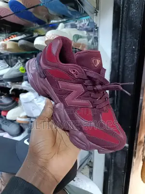 New Balance 9060