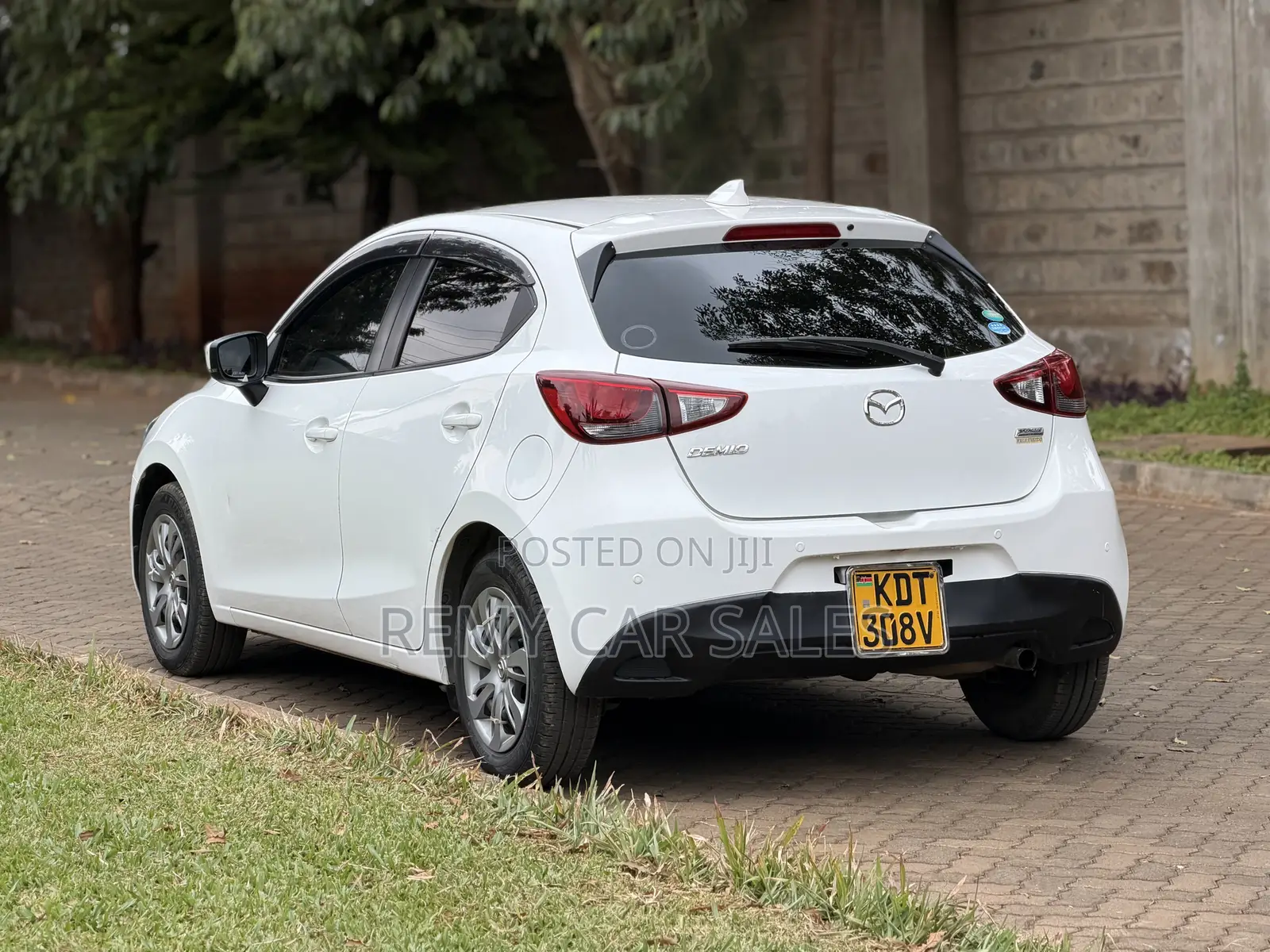 Mazda Demio 2014