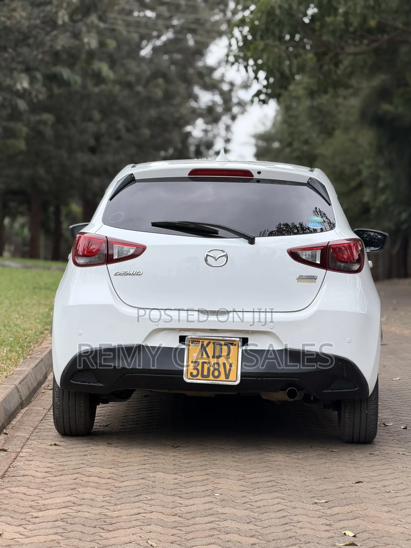 Mazda Demio 2014
