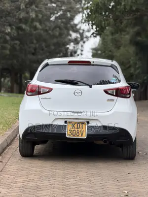 Mazda Demio 2014
