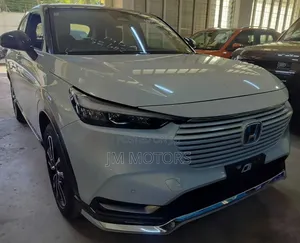 Honda Vezel 2021 Off white