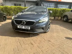 Volvo V40 2018 Blue