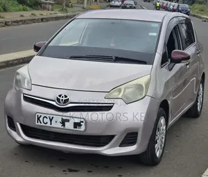 Toyota Ractis 2013 Purple