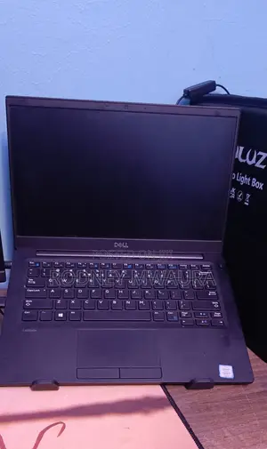 Laptop Dell Latitude 7380 8GB Intel Core i7 SSD 256GB