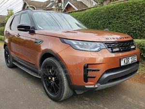 Land Rover Discovery 2017 Orange