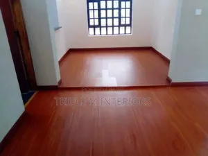 Woodlike SPC Planks Flooring