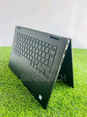 Laptop Dell Latitude 3390 2-in-1 8GB Intel Core i5 SSD 256GB