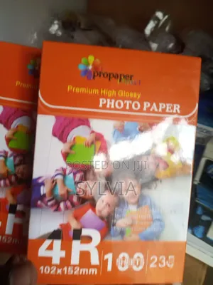 Radiant Glossy Photo Paper - 4r (4 by 6 Inches , 105 PCS of 230gsm)