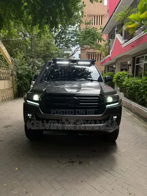 Toyota Land Cruiser 2020 Gray