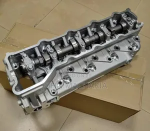 4m40 Engine Cylinder Head Mitsubishi Pajero