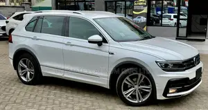 Volkswagen Tiguan 2.0T SEL R-Line AWD 4MOTION 2019 White