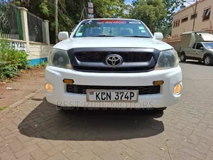 Toyota Hilux 2.5 D-4D SRX 2011 White