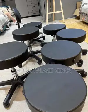 Rolling Stool: Hydraulic Rolling Lab Stool