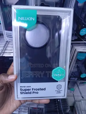 Oneplus 13r , Comfortable Grip Cover