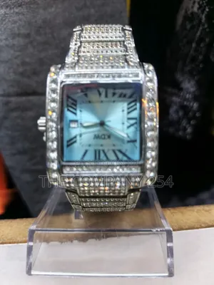 Quality Casual Iced Designer Hip Hop Treading Gold Iced Watch