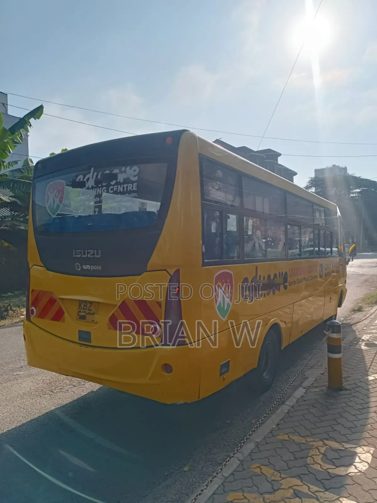 Isuzu NQR 2014 Yellow
