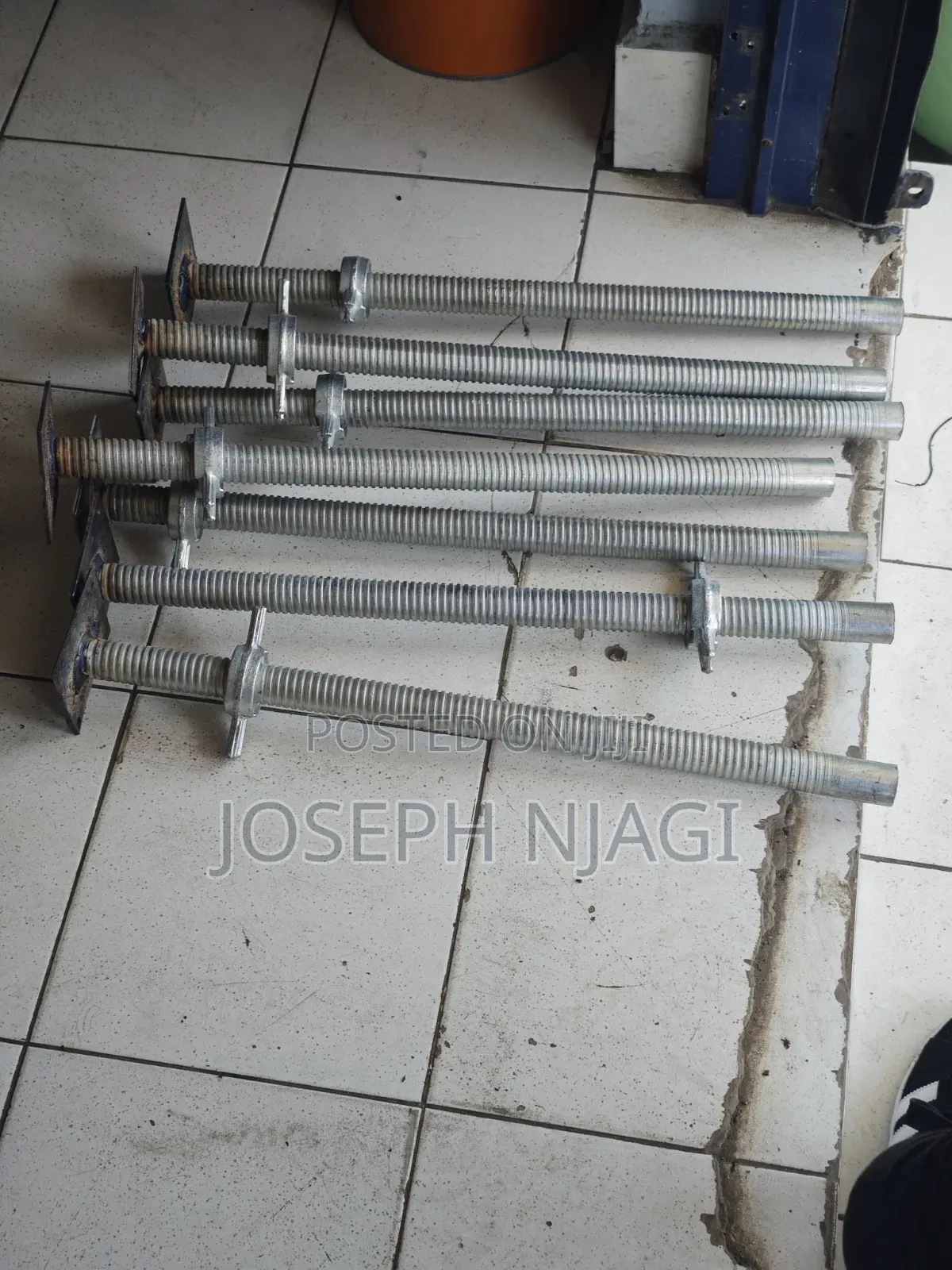 Adjustable Base Jacks