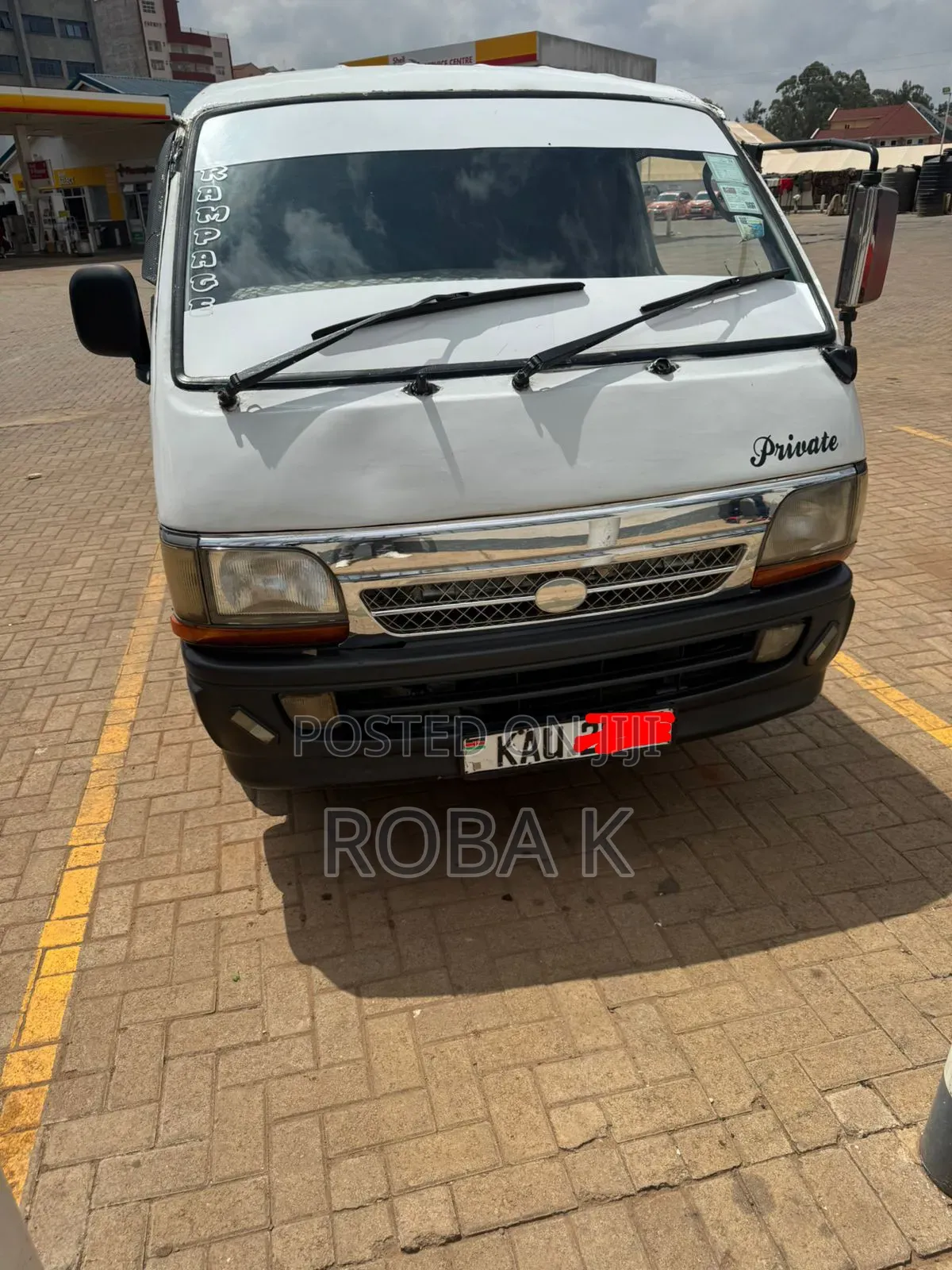 Toyota HiAce 1999 White