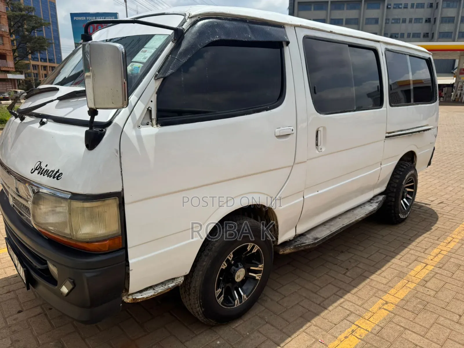 Toyota HiAce 1999 White