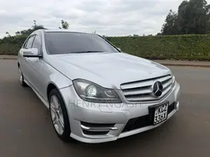 Mercedes-Benz C180 2013 Silver