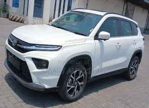 Toyota Urban Cruiser 2025 Off white
