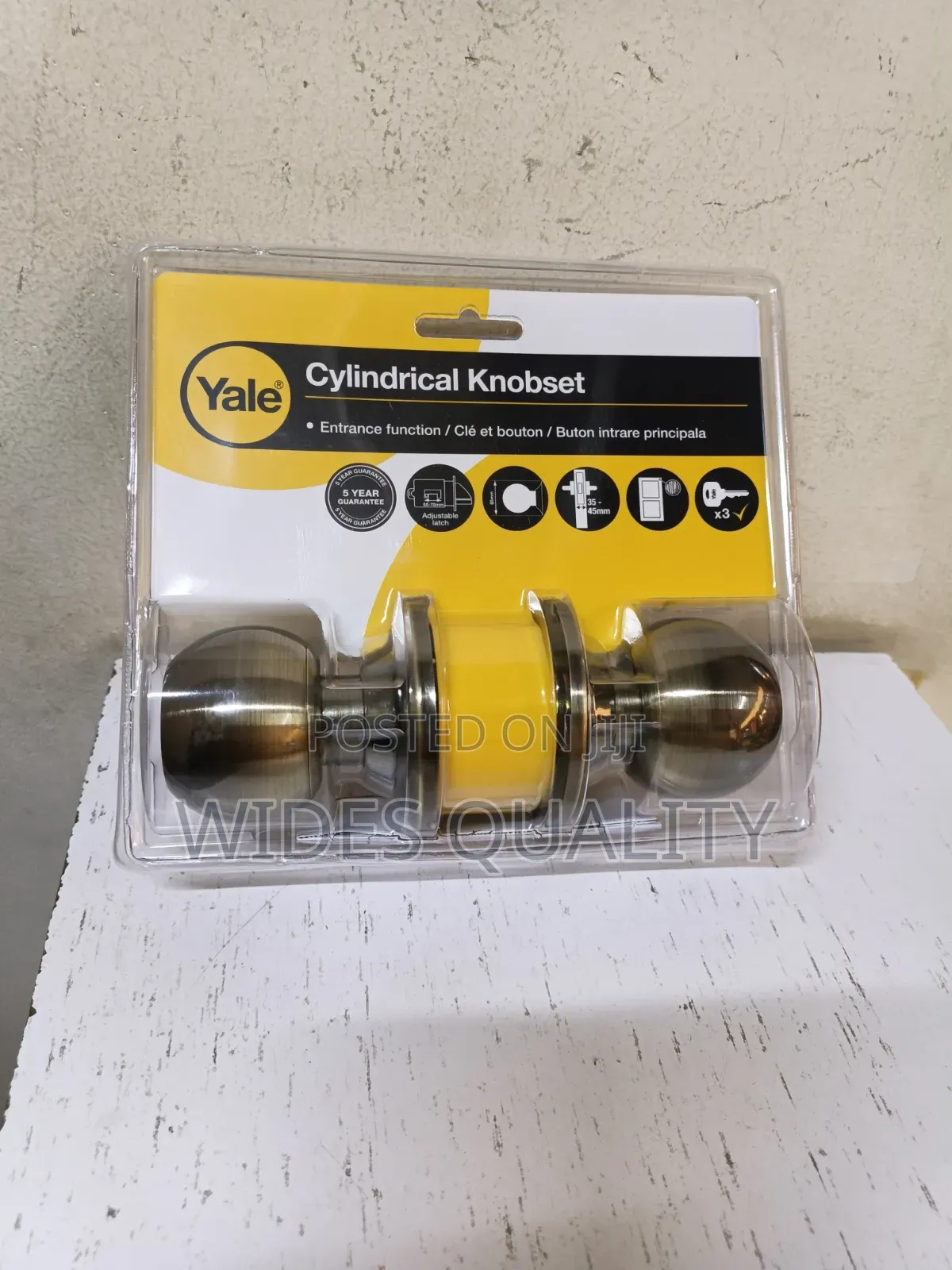 Yale Cylindrical Entrance Knobset